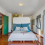 Villa Unlimited Blue *