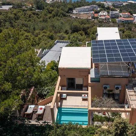 Villa Unlimited Blue