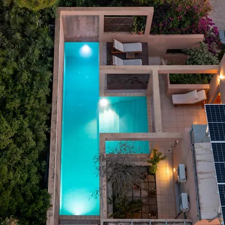 Villa Unlimited Blue