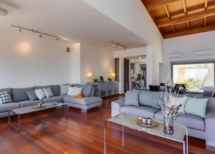 Unlimited Blue * Chania (Crete)